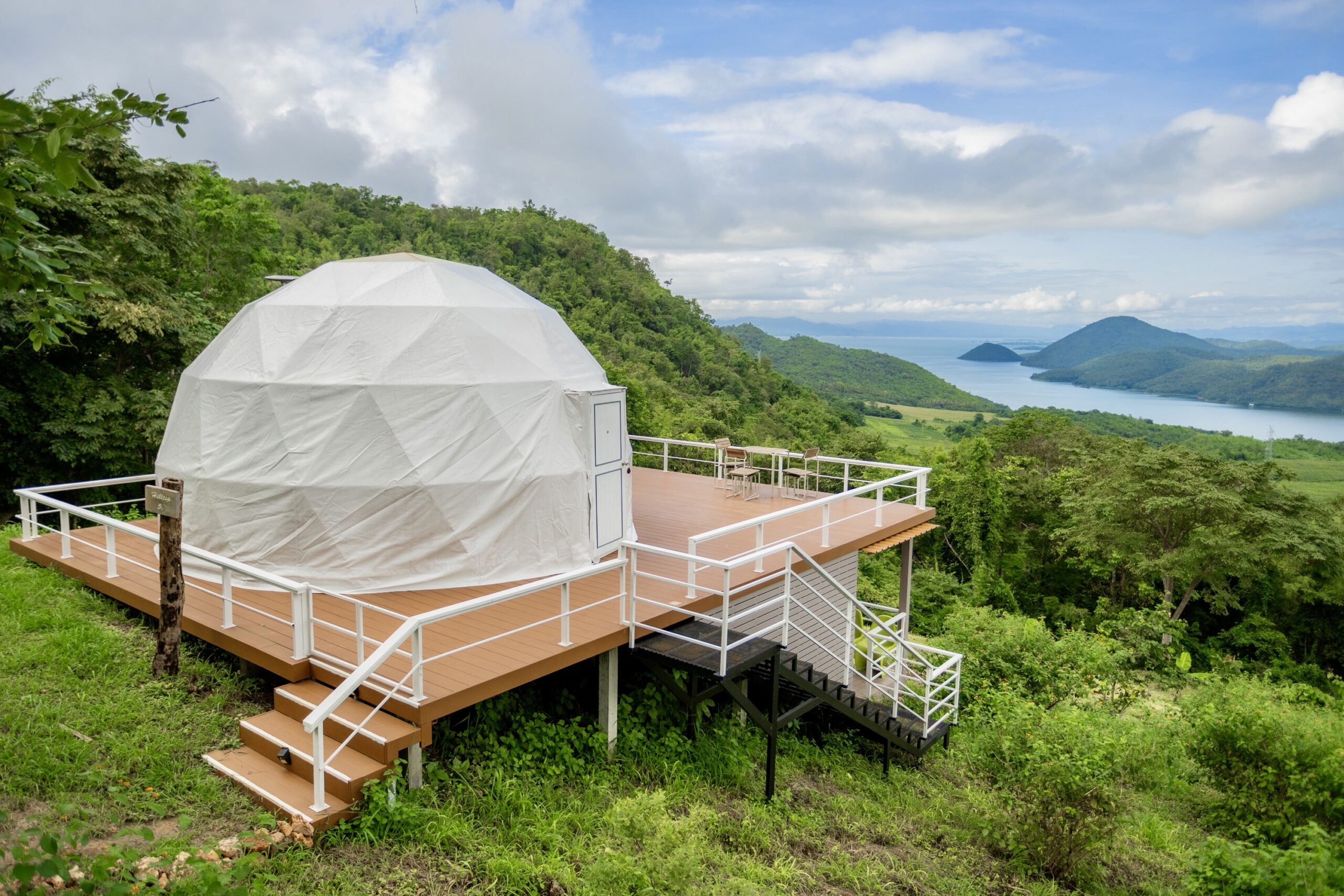 ฮิลล์ท็อป 5