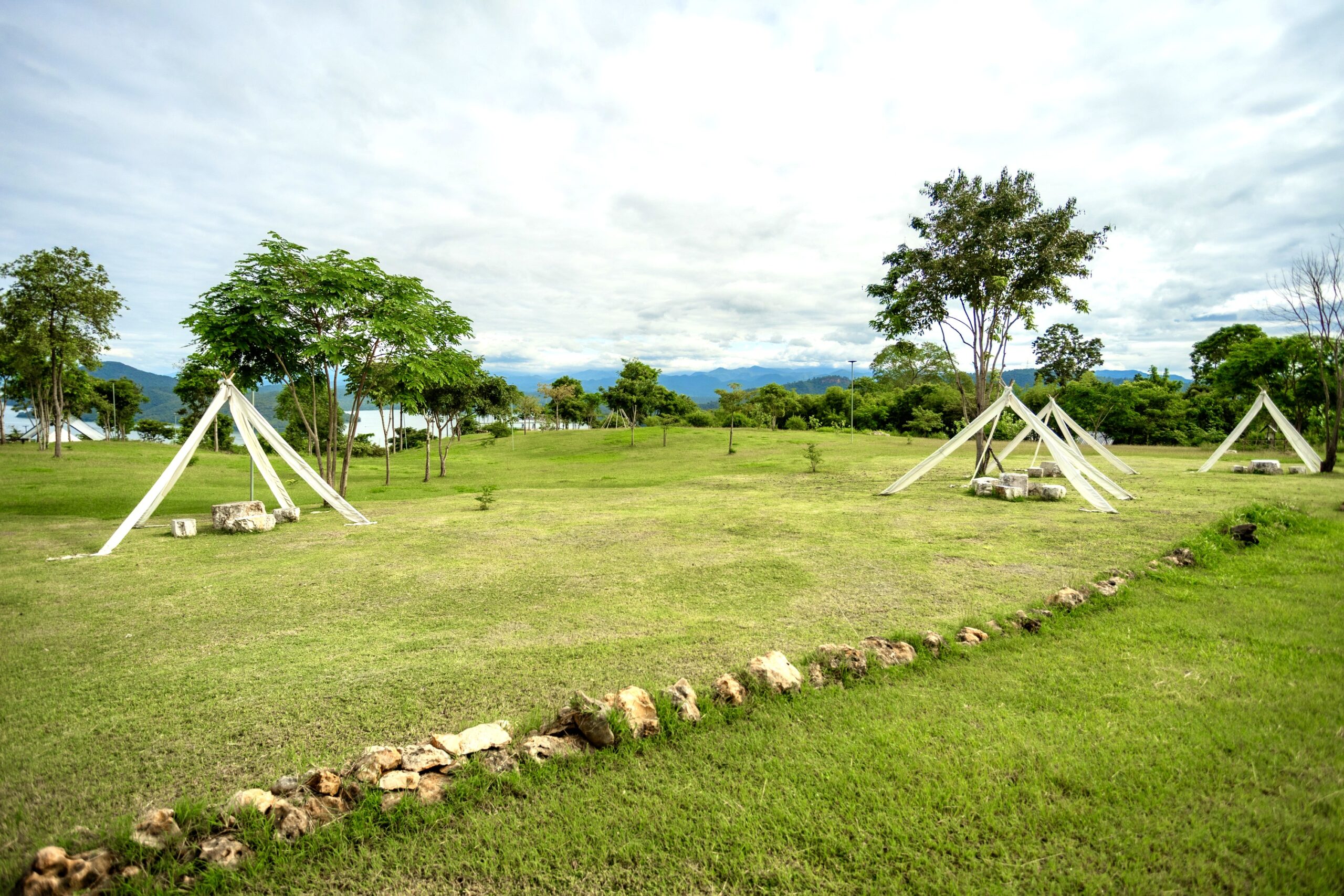 ลานกลางเต็นท์